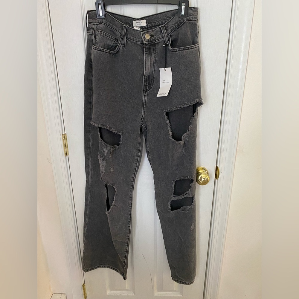 Forever 21 Black Ripped Boyfriend Jeans